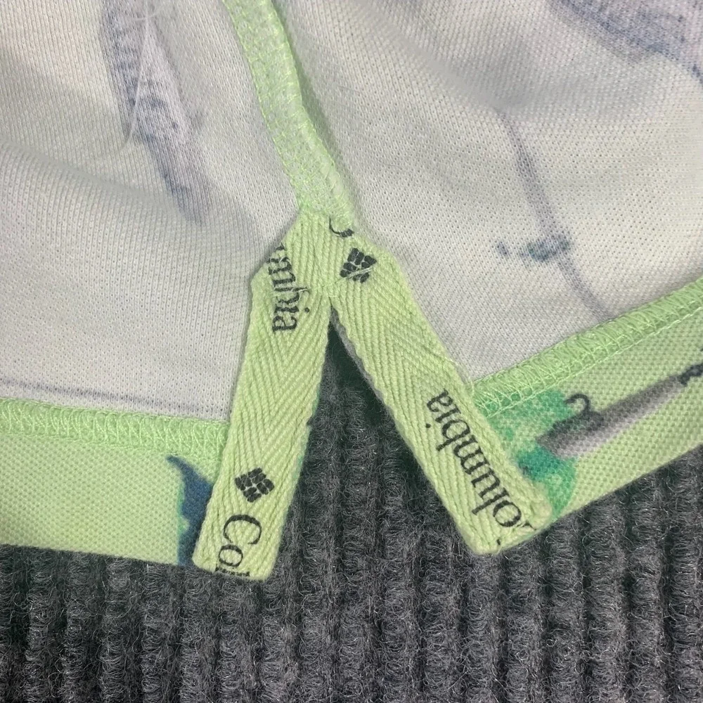 Columbia Shirt Mens Medium Green Polo Fish AOP‎ Golf Preppy Fishing Ocean Casual